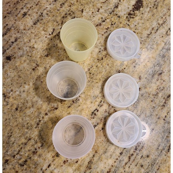 3 Tupperware Containers Midget Mini Yellow Sheer with Lids 101-17 21 25 Vintage - Picture 4 of 9